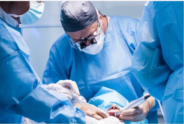 Traditional vs. Digital Implant